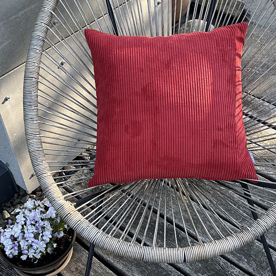 Decorative pillowcase DARVEN RED