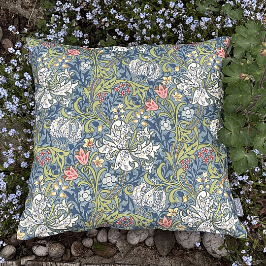 Decorative pillowcase GOLDEN