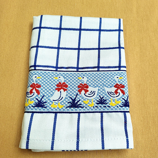 Towels from GRANDMA WHITE GOOSE with a bow