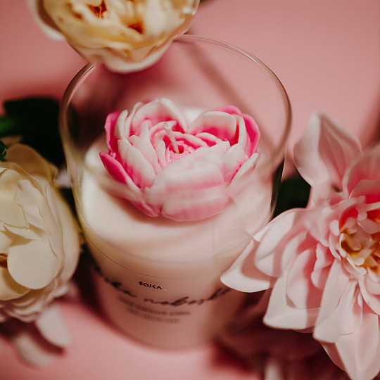 HEAVENLY LOVE scented flower candle with lid