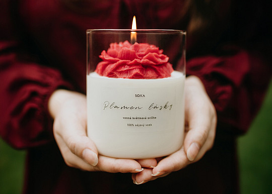 FLAME OF LOVE scented flower candle with lid
