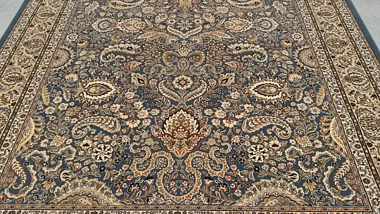 Luxury wool classic carpet ORIENT BLUE 901