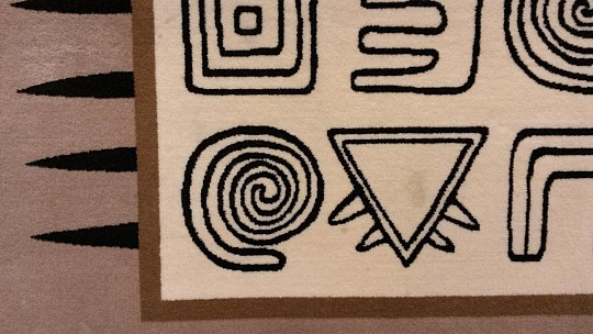 Design woolen carpet ART III