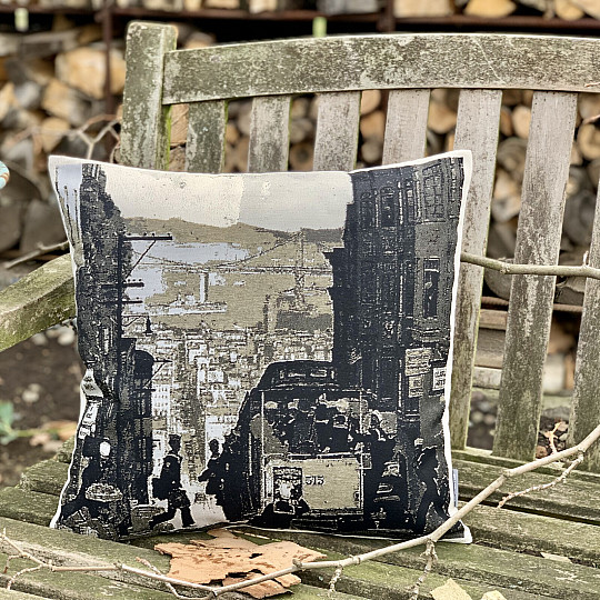 Tapestry pillowcase CITY