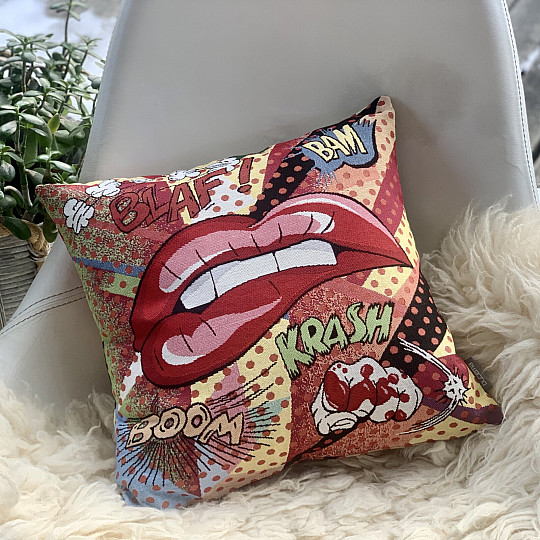 Tapestry cushion cover COMICS LIPS