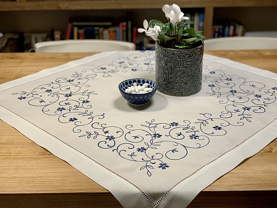 Embroidered tablecloths WHITE BLUE FLOWER