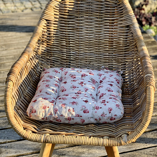 Chair cushions ROSES red