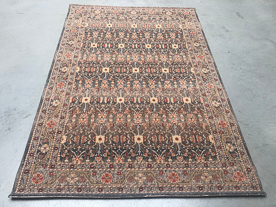 Luxury wool carpet LEGEND 468-12/GB500