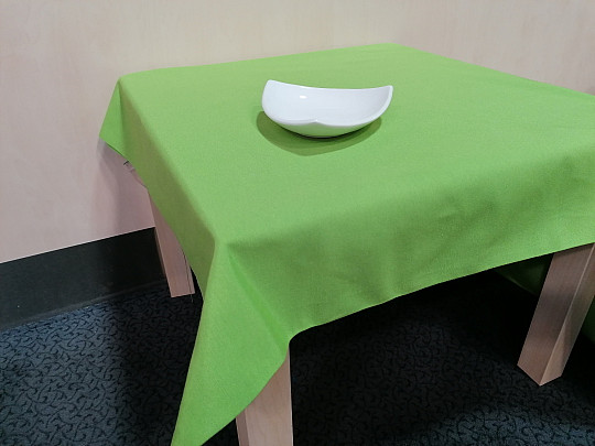 LISA tablecloth - light green