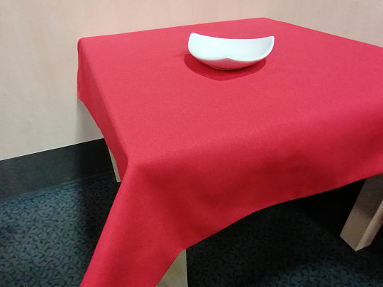 LISA tablecloth - red