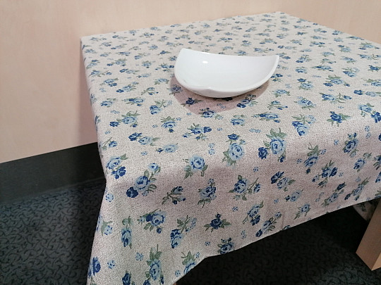 Tablecloth - blue rose
