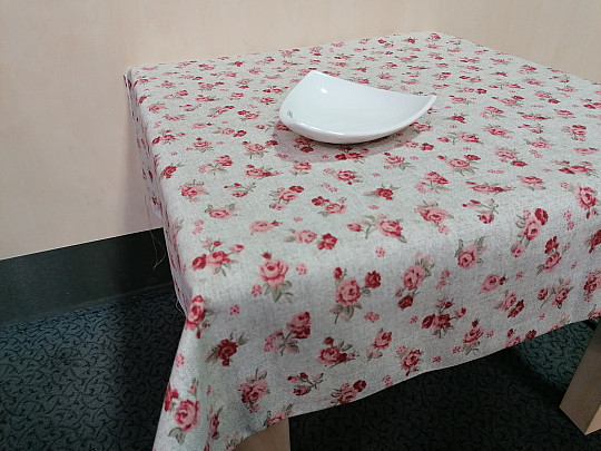 Tablecloth - red rose