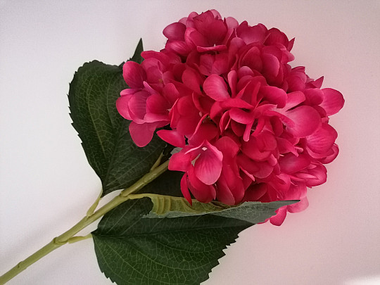 HORTENSION - artificial flower dark pink
