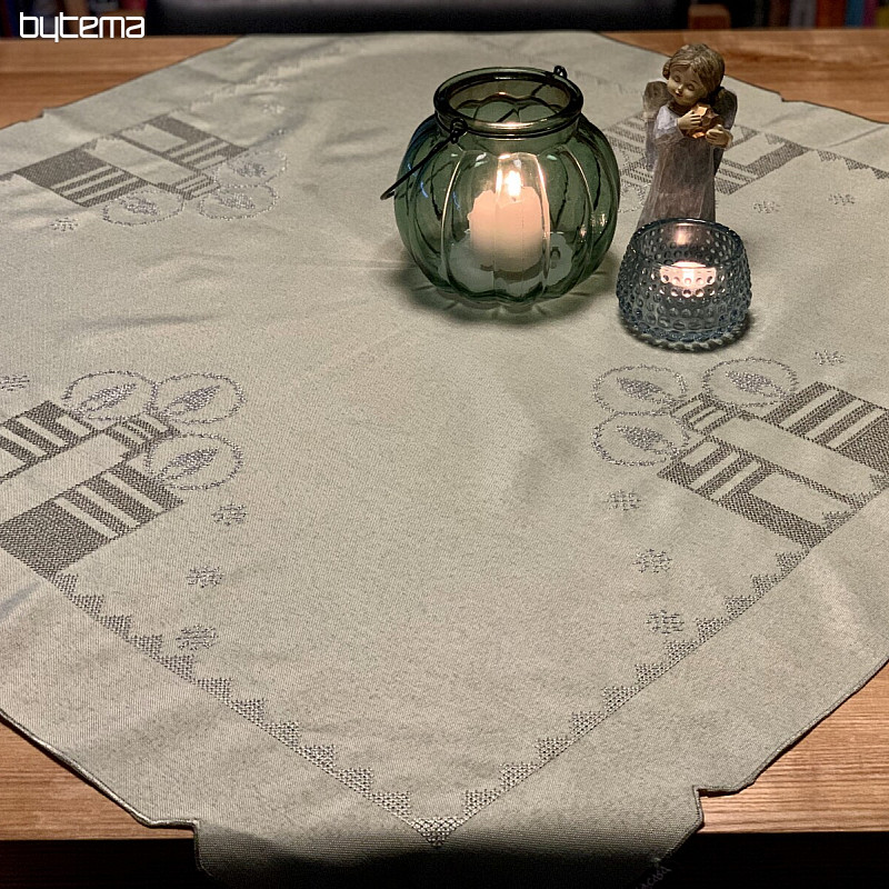 Embroidered Christmas tablecloth Candle green