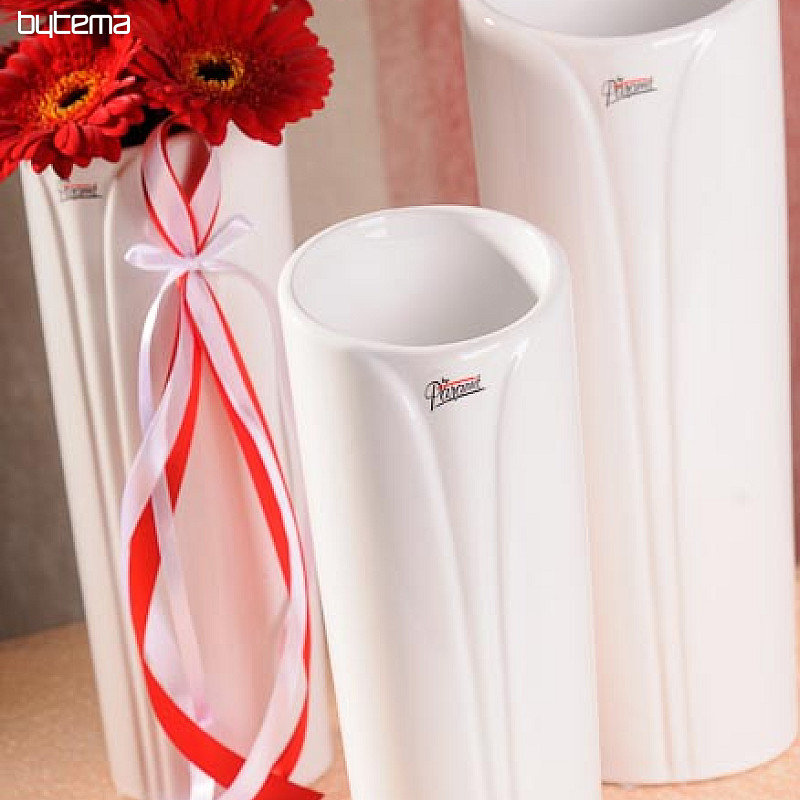 ILONA white vase