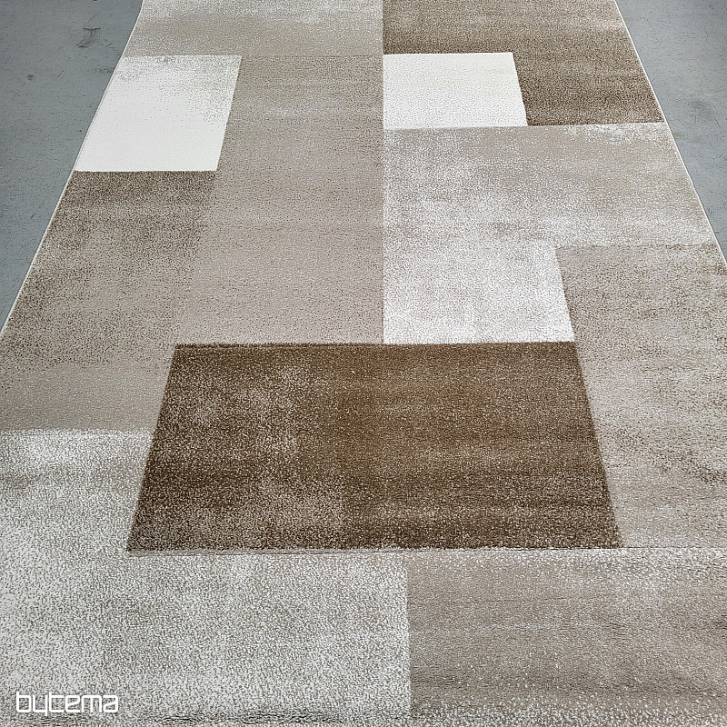 SQUARE piece carpet