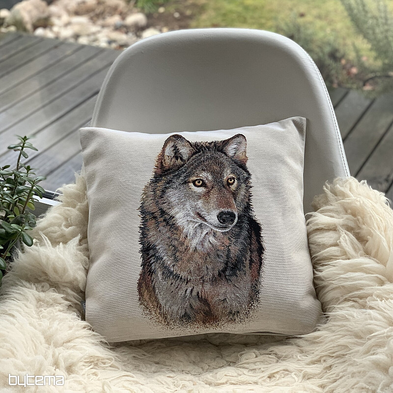 Tapestry pillowcase WOLF