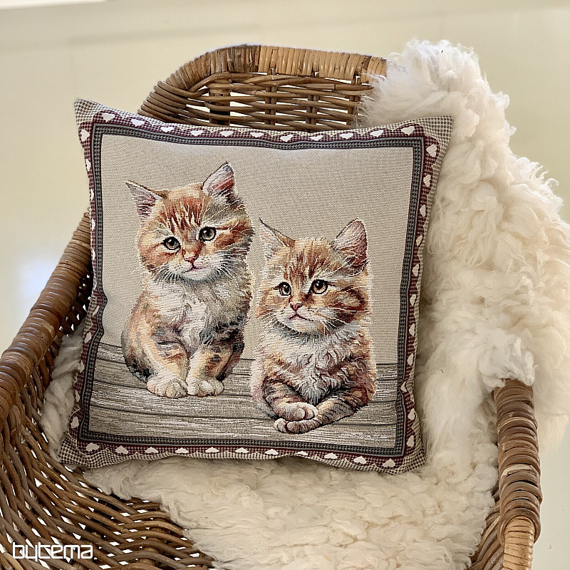Tapestry pillowcase CATS IN A FRAME
