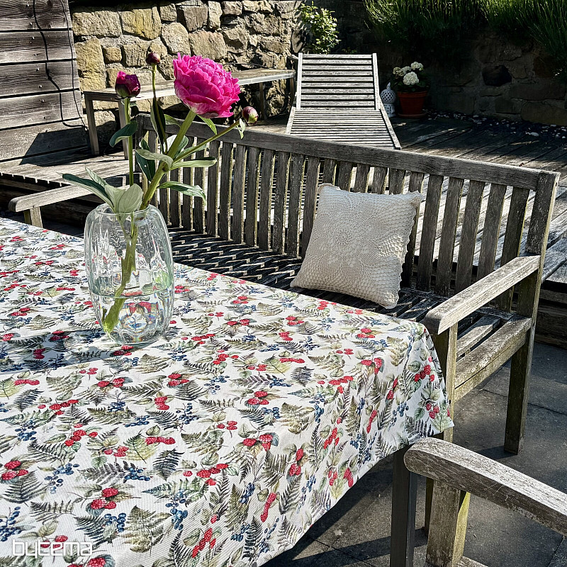 Tablecloth BERRIES