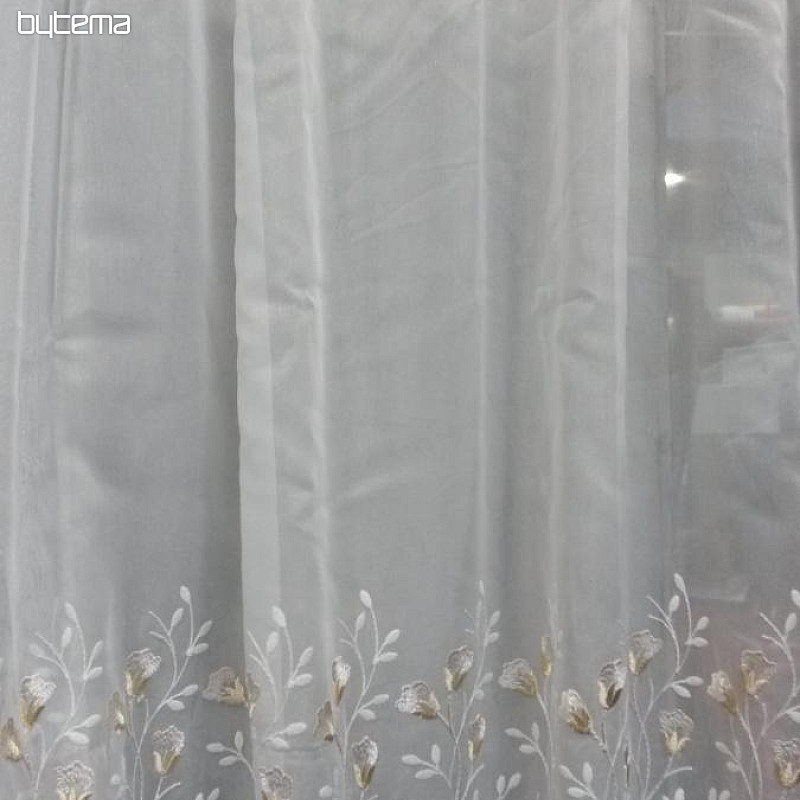 Curtain with Roses