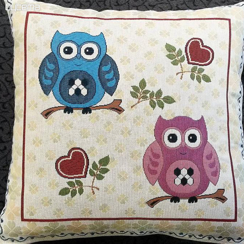 Decorative pillow two owls III