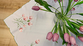 Embroidered tablecloths with spring motifs