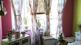 Romantic curtains made of Rose Rakel fabric