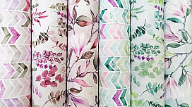 Spring begins! Home accessories and fabrics full of colorful flowers