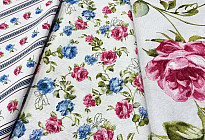 Fabrics and home accessories with roses: let your home bloom