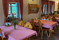 Curtains and tablecloths in the guesthouse Pod Šerákem