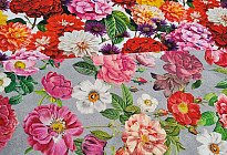 Cotton fabrics with spring and summer motifs