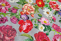 Cotton fabrics with spring and summer motifs