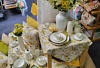 Cotton fabrics with spring and summer motifs