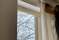 Březová township - installation of rails and curtains