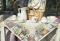 A lavender world full of fragrance and elegance