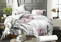 We are looking forward to spring. New tablecloths and bedding with flowers