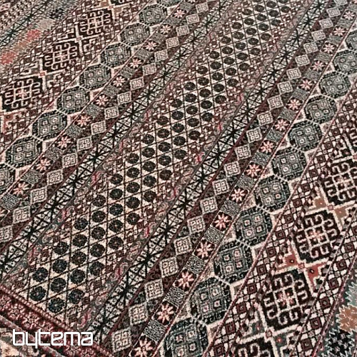 Classic woolen carpet HERITAGE