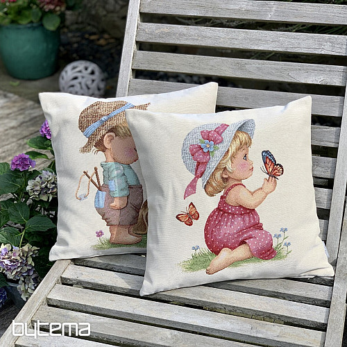 Tapestry pillowcase LITTLE GIRL