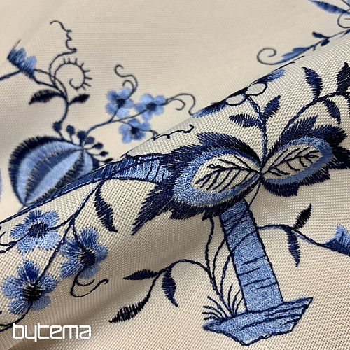 Embroidered tablecloths ONION BLUE-WHITE