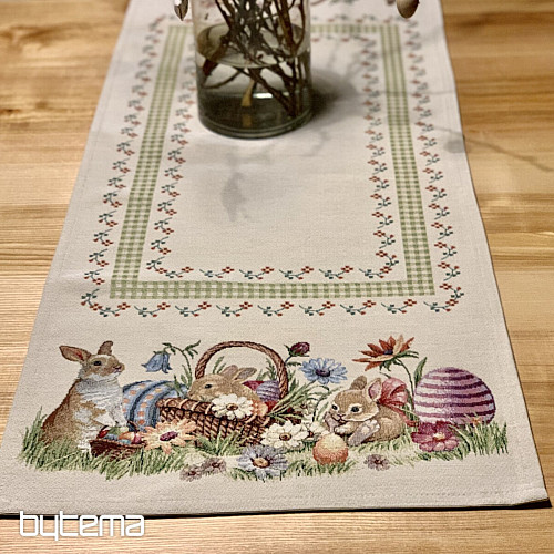 Tapestry tablecloths and scarves SNAPSHOT