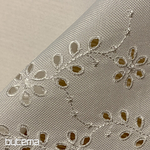 Embroidered tablecloth and oval EMBROIDERED FLOWERS white