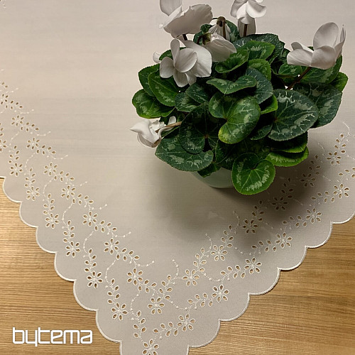Embroidered tablecloth and oval EMBROIDERED FLOWERS white