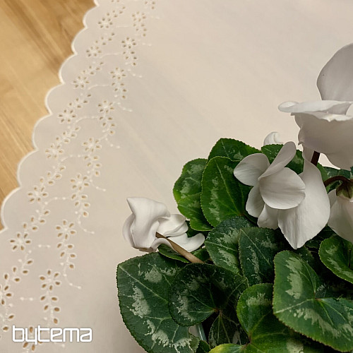 Embroidered tablecloth and oval EMBROIDERED FLOWERS white