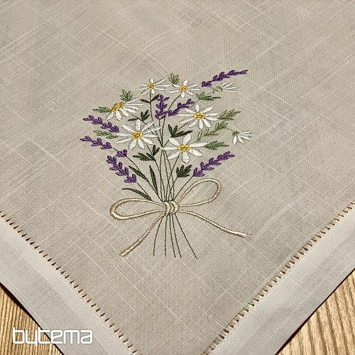 Embroidered tablecloth and shawl BOUQUET OF DAISY