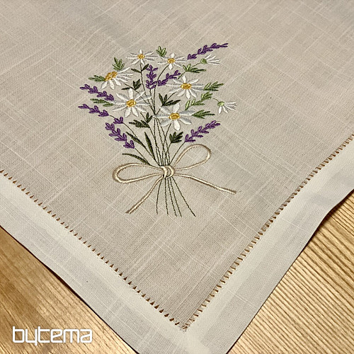 Embroidered tablecloth and shawl BOUQUET OF DAISY