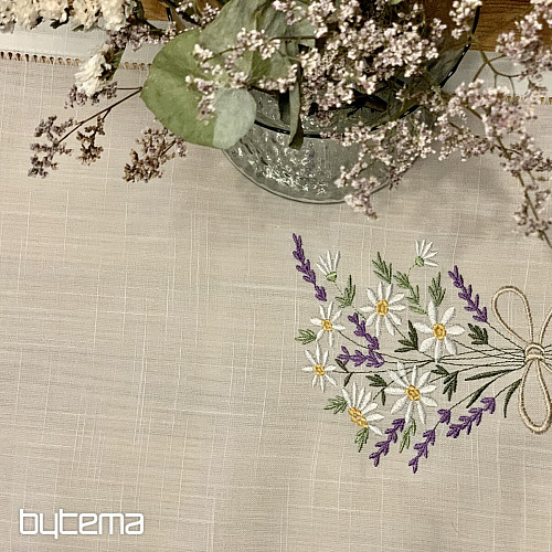 Embroidered tablecloth and shawl BOUQUET OF DAISY