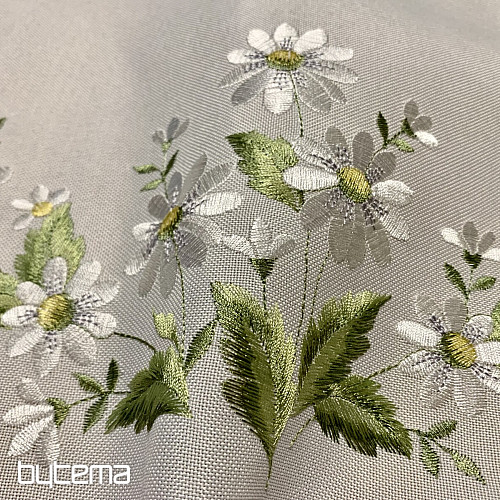 DAISY embroidered tablecloth and scarf