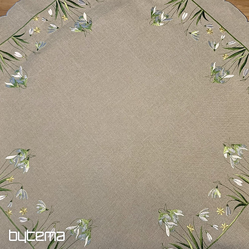 SHOW WHITE embroidered tablecloth and scarf