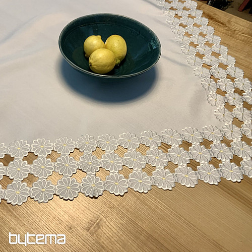 Table cloth embroidered DAISY
