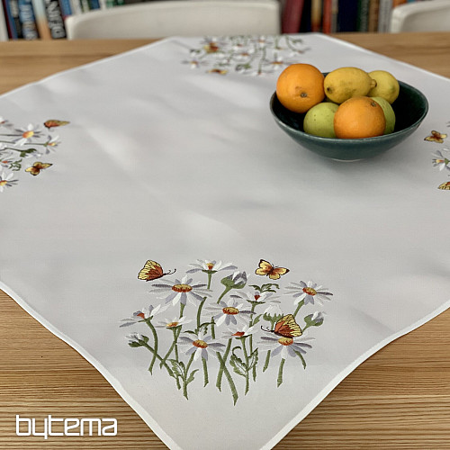 Embroidered tablecloth and scarf DAISIES AND BUTTERFLIES